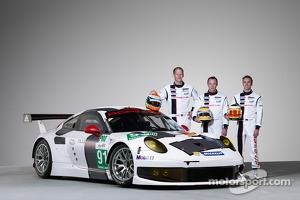 Jörg Bergmeister, Patrick Pilet and Timo Bernhard with the Porsche 911 RSR