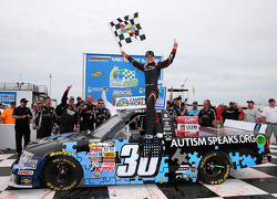 Kyle Larson celebrates