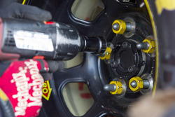 Lug nuts