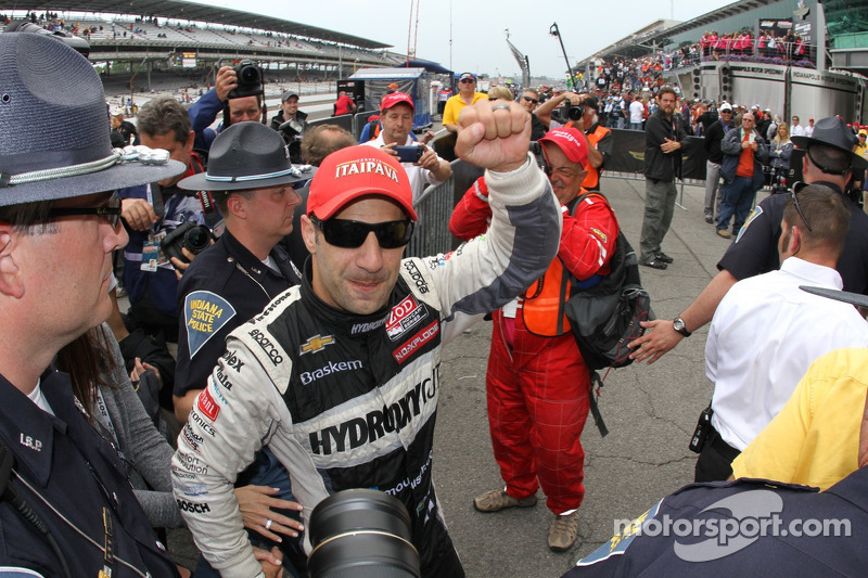 O vencedor Tony Kanaan