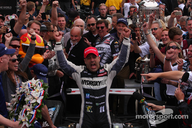 Pós-corrida: Tony Kanaan, KV Racing Technology Chevrolet, comemora