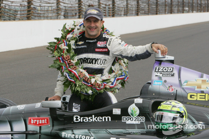 O vencedor Tony Kanaan, KV Racing Technology Chevrolet comemora