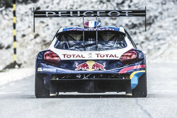Sébastien Loeb testet den Peugeot 208 T16 Pikes Peak am Mont Ventoux