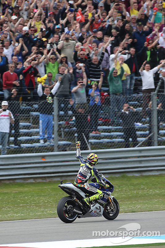 O vencedor Valentino Rossi, Yamaha Fatory Racing