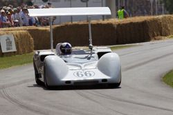 Jim Hall, Chaparral-Chevrolet 2E