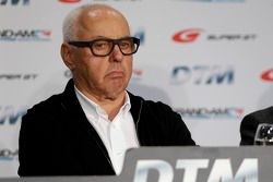 Pressekonferenz zu den DTM-Regeln 2017 mit GRAND AM, Super GT, und Hans Werner Aufrecht, ITR-Chef