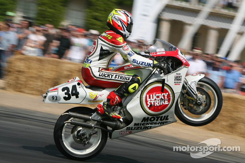 <img class="ms-flag-img ms-flag-img_s1" title="United States" src="https://cdn-4.motorsport.com/static/img/cf/us-3.svg" alt="United States" width="32" /> Kevin Schwantz