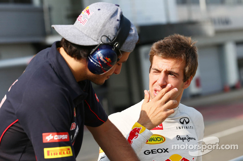 Carlos Sainz Jr., Scuderia Toro Rosso piloto de prueba con Antonio Félix da Costa, Red Bull Racing piloto de prueba