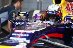 Carlos Sainz probando el RB9 de Red Bull Racing RB9 durante unos test