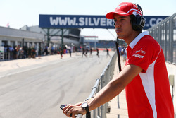 Rodolfo Gonzalez, Marussia F1 Team Reserve Driver