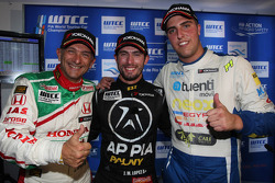 Gabriele Tarquini, Honda Civic, Honda Racing Team J.A.S, Jose Maria Lopez, BMW 320 TC, Wiechers-Sport et Pepe Oriola, SEAT Leon WTCC, Tuenti Racing