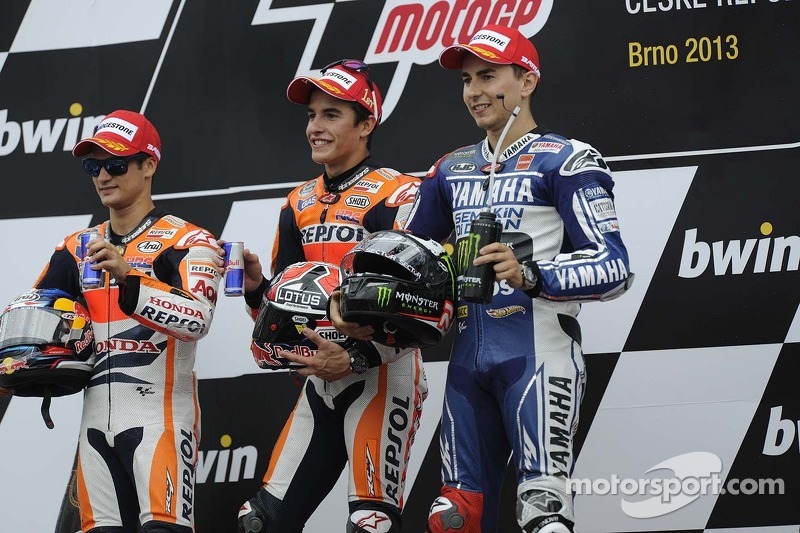 Podio: 1º Marc Márquez, 2º Dani Pedrosa, 3º Jorge Lorezo