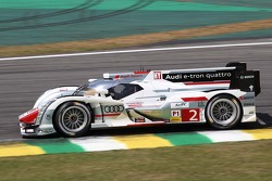Tom Kristensen, Loïc Duval, Allan McNish, Audi Sport Team Joest, Audi R18 e-tron quattro
