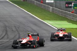 Max Chilton, Marussia F1 Team MR02 et Jules Bianchi, Marussia F1 Team MR02