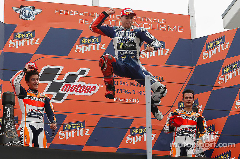 Podio: Ganador de la carrera Jorge Lorenzo, Yamahaa Factory Racing, segundo lugar Marc Márquez, del 