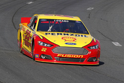 Joey Logano, Penske Racing Ford in trouble