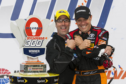 Race winner Matt Kenseth, Joe Gibbs Racing Toyota and J.D. Gibbs