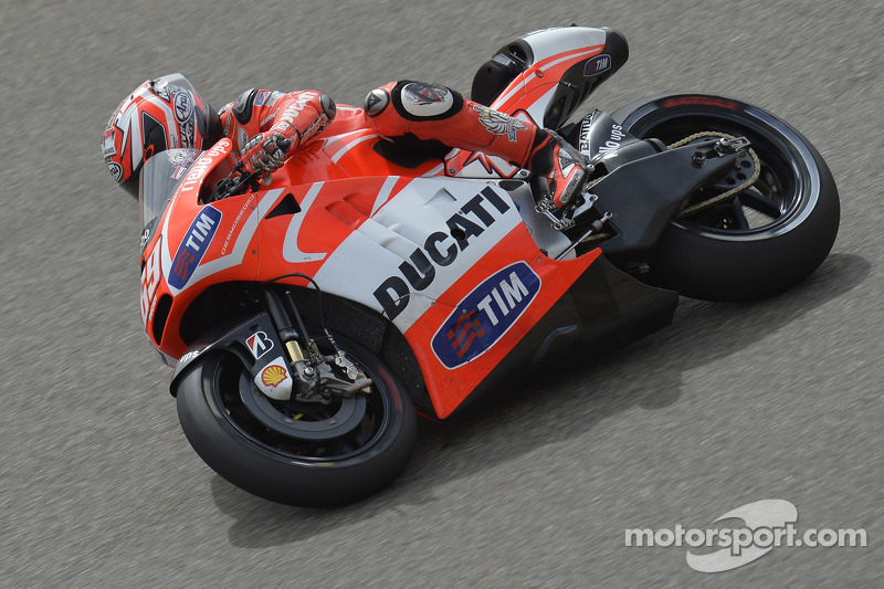 Nicky Hayden, Ducati Team
