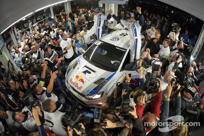 Les Champions du monde 2013 Sébastien Ogier et Julien Ingrassia, Volkswagen Polo WRC, Volkswagen Motorsport