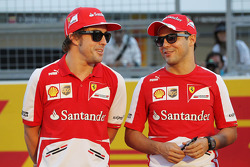 (L to R): Fernando Alonso, Ferrari with team mate Felipe Massa, Ferrari
