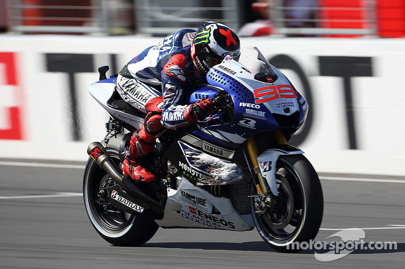 2013: Jorge Lorenzo (Yamaha) mit 1:27,899 Minuten
