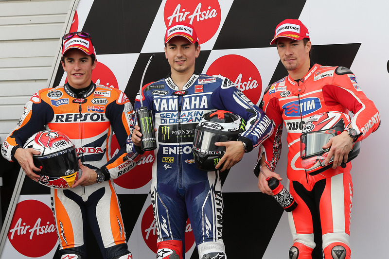 Ganador de la pole Jorge Lorenzo, segundo lugar Marc Márquez, y tercer clasificado Nicky Hayden