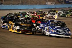 Start: Ross Chastain leads