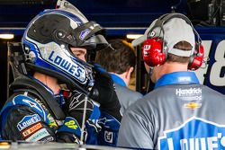 Jimmie Johnson, Hendrick Motorsports Chevrolet, con el jefe de equipo, Chad Knaus