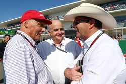 Niki Lauda, Mercedes Non-Executive Chairman, with Nigel Mansell, (Right) FIA Steward