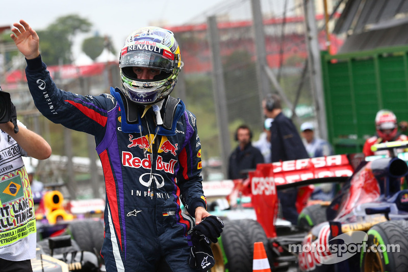 Sebastian Vettel correu por mais um ano pelo time austríaco, mas não voltou ao topo do pódio, sendo eclipsado por seu novo companheiro, Daniel Ricciardo