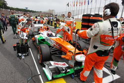 Paul di Resta, Sahara Force India VJM06 on the grid