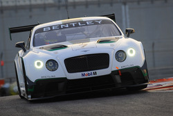 #7 M-Sport Bentley Continental GT3: Guy Smith, Steven Kane, Andy Meyrick