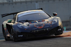 #8 Dragon Racing McLaren MP4-12C GT3: Jordan Gorgo, Khaled Al-Mudhaf, Mohammed Jawa
