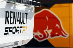 Logos Renault et Red Bull Racing