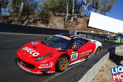 #88 Maranello Motorsport Ferrari F458 Italia GT3: Peter Edwards, John Bowe, Craig Lowndes, Mika Salo