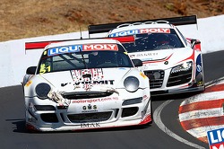 #51 Porsche 911 GT3 Cup S: Andrew Macpherson, Ben Porter, Garth Walden