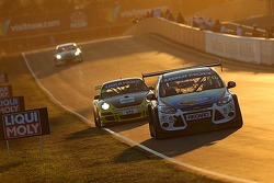 #70 Ford Focus GTC: Grant Denyer, Adam Gowens, Garry Jacobson