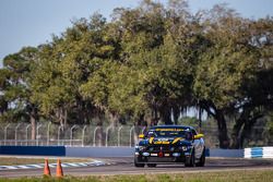 #32 Phoenix Amerikan Motorsports Mustang Boss 302 R: Kurt Rezzetano, Andrew Aquilante