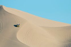 Jay Leno y Nani Roma comparten el Mini ganador del Dakar 