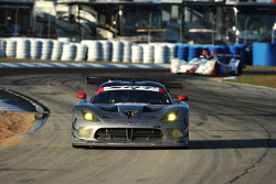 #91 SRT Motorsports SRT Viper GTS-R: Dominik Farnbacher, Marc Goossens, Ryan Hunter-Reay
