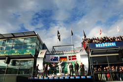 Podium: Nico Rosberg, Mercedes AMG F1, 1er; Kevin Magnussen, McLaren, 3ème