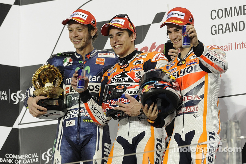 Podio: 1º Marc Márquez, 2º Valentino Rossi, 3º Dani Pedrosa