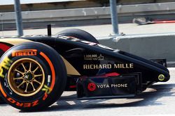 Lotus F1 E22 with branding celebrating one million Facebook likes