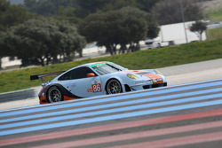 #86 Gulf Racing UK Porsche 911 GT3 RSR: Michael Wainwright, Adam Carroll, Ryan Cullen