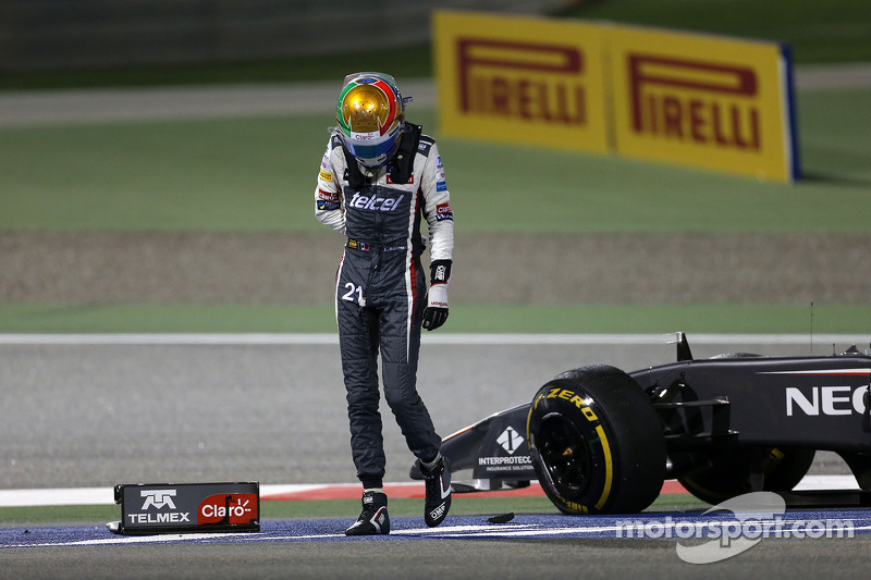 Crash: Esteban Gutierrez, Sauber C33