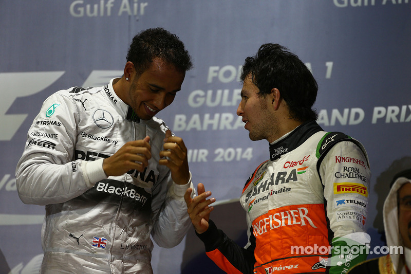 Lewis Hamilton, Mercedes AMG F1 y Sergio Pérez, Sahara Force India F1