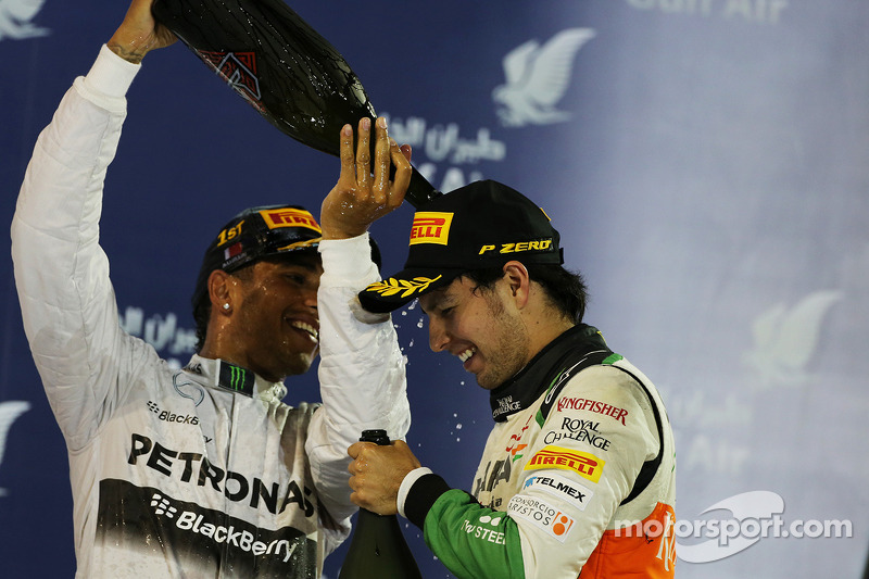 El podio, Mercedes AMG F1 celebra con el tercer puesto Sergio Pérez, Sahara Force India F1