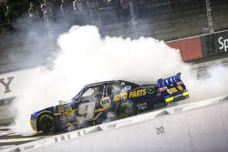 Race winner Chase Elliott