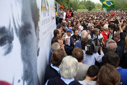 Commemoration ceremony at the Tamburello curve atmosphere