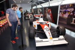 Museo Senna, McLaren F1